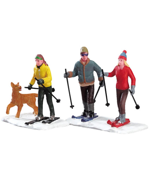 Cross Country Skiing with friends, Set of 2