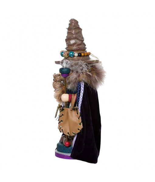 Casse-noisette sorcier avec hibou
