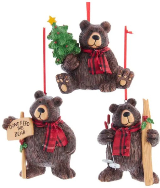 Ornement ours brun avec sapin