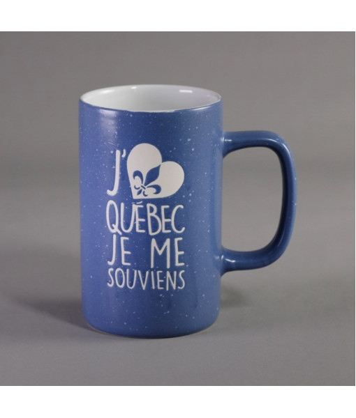 Tasse souvenir, Fleur de lys et devise J'aime Québec, Je Me Souviens