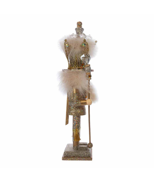 Casse-noisette sur le thème de l’or royal. En bois. 16 Casse-noisette sur le thème de l’or royal. En bois. 16
