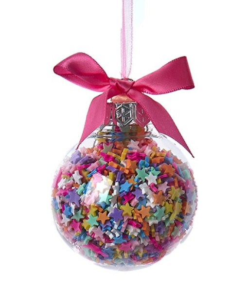 Ornement, boule de chewing-gum avec des étoiles