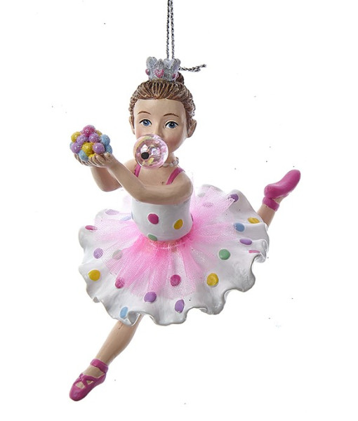 Ornement, ballerine avec chewing-gum.