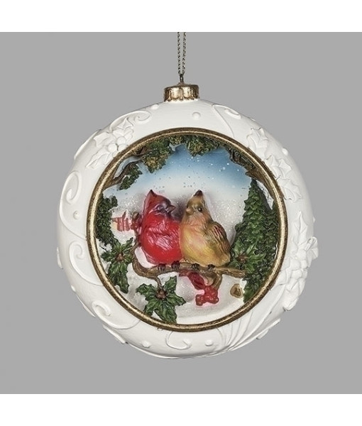 Ornement suspendu de cardinal d'hiver avec détails sculptés