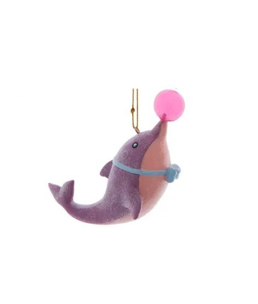 Ornement, dauphin avec boule de gomme.