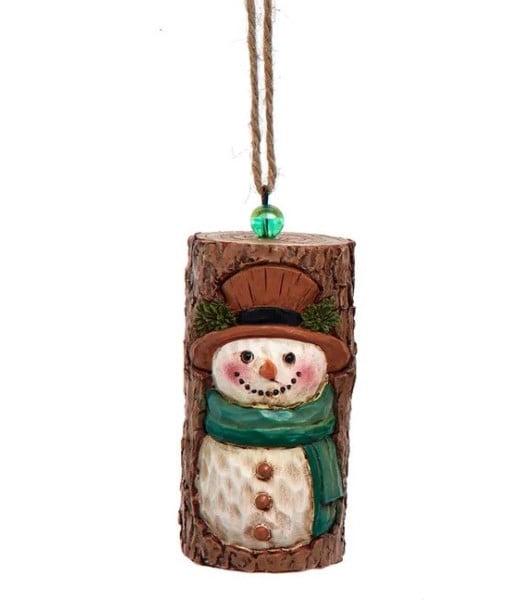 Ornement en écorce de bois avec motif de bonhomme de neige