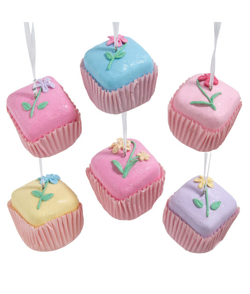 Ornement en pâte à modeler, mini gâteau. (1 pièce)